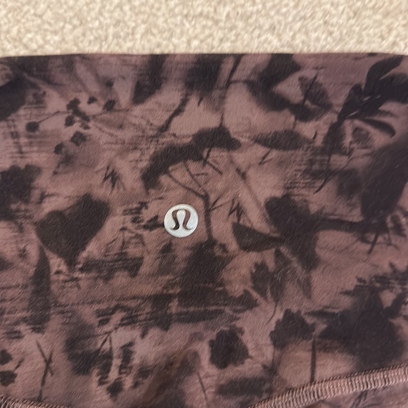 Lululemon Align Crop Tie Did Leggings - Picture 3 of 3